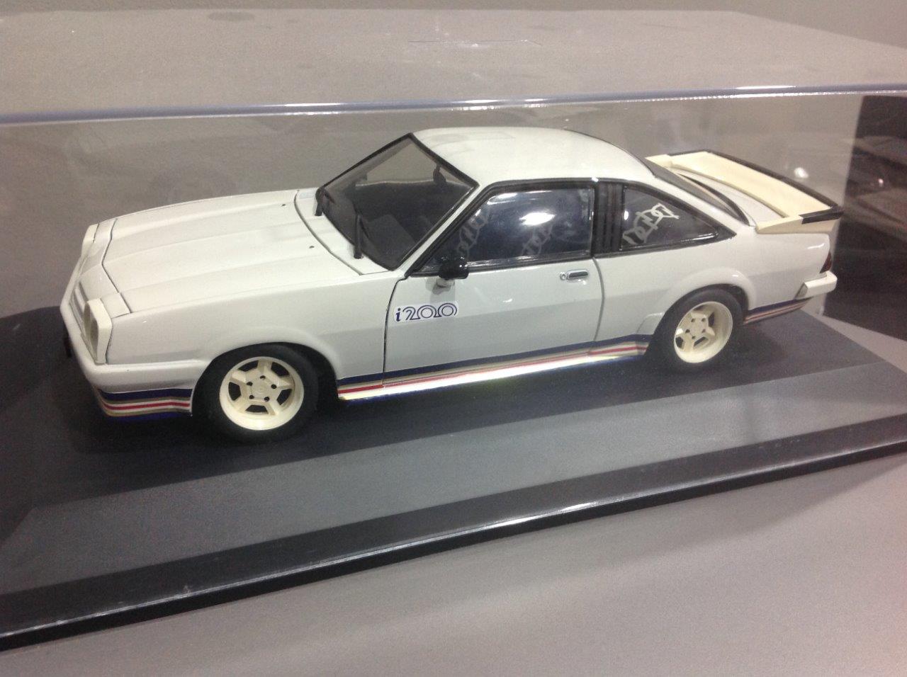 Opel Manta i200 (100)