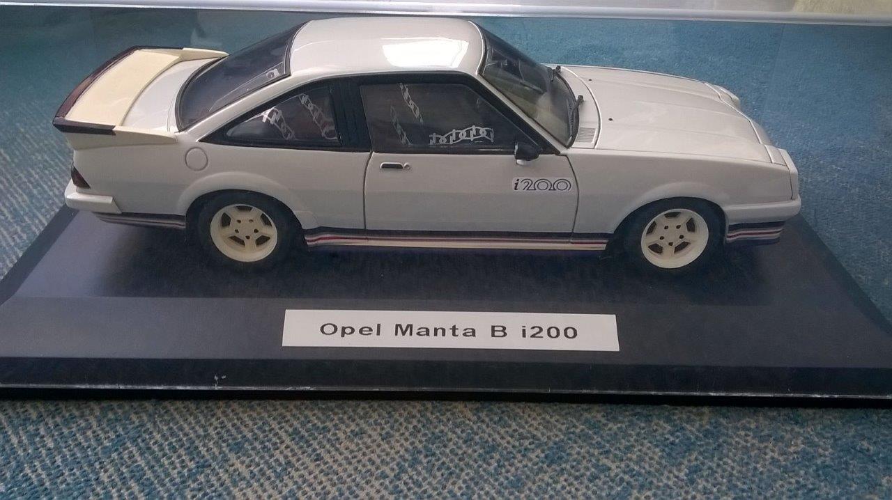 Opel Manta i200 (101)