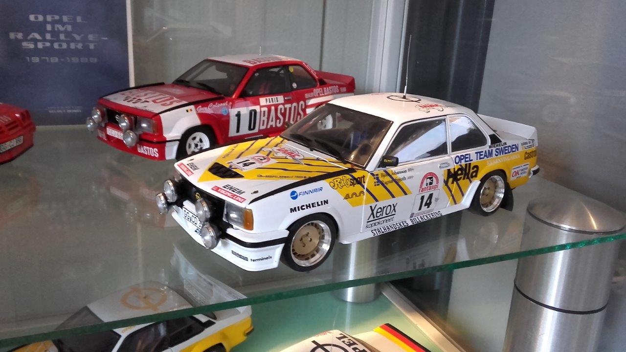 Vitrine (123)