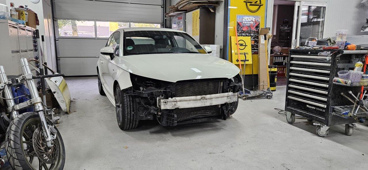 Audi-S1-S-line-nr-01-102-