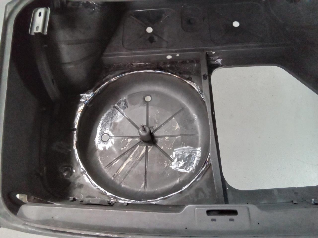 BMW-2000-CSI-01-152
