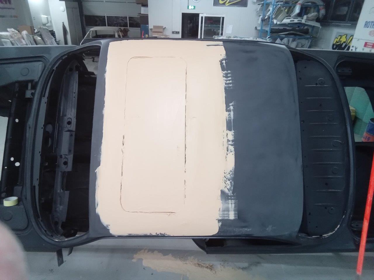 BMW-2000-CSI-01-198