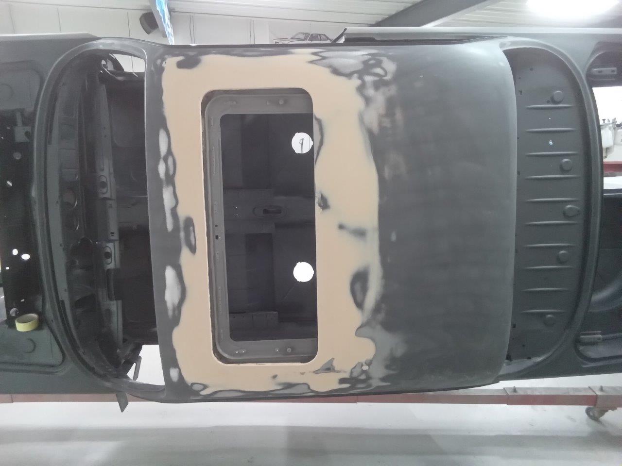 BMW-2000-CSI-01-201