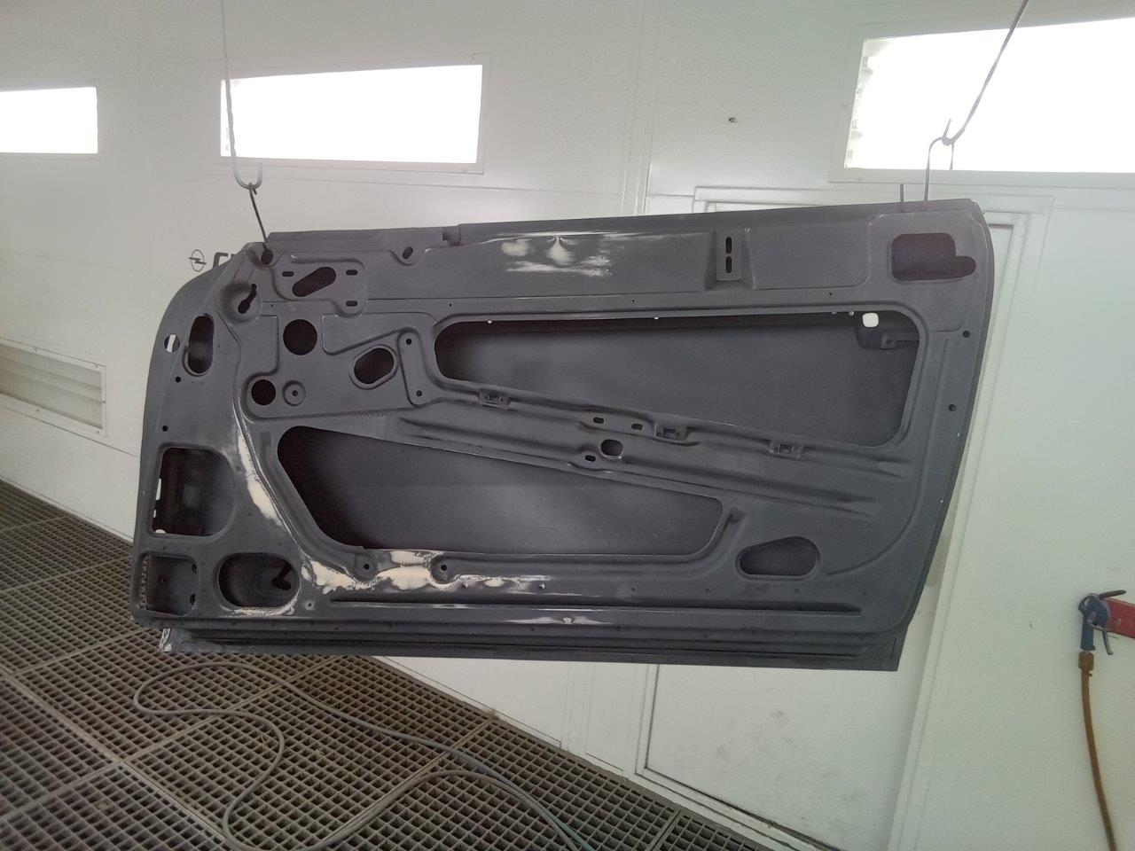BMW-2000-CSI-01-227