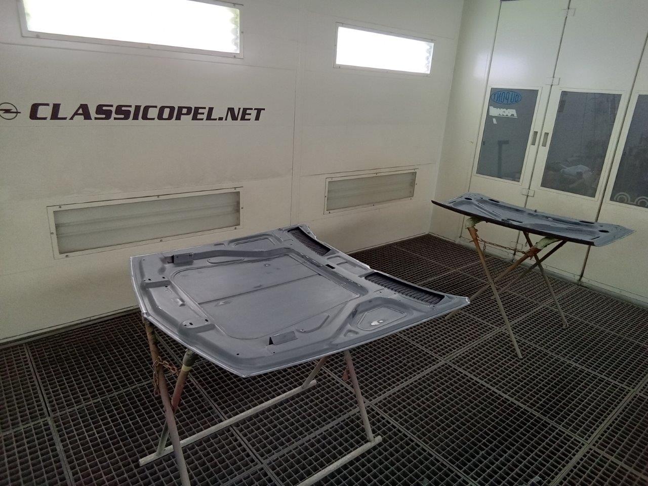 BMW-2000-CSI-01-257