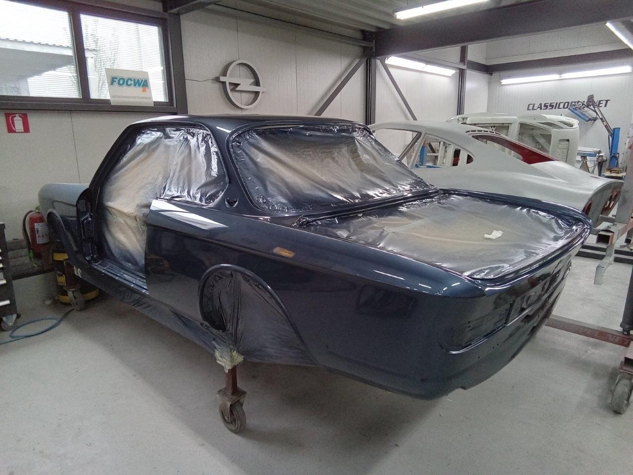 BMW-2000-CSI-01-275