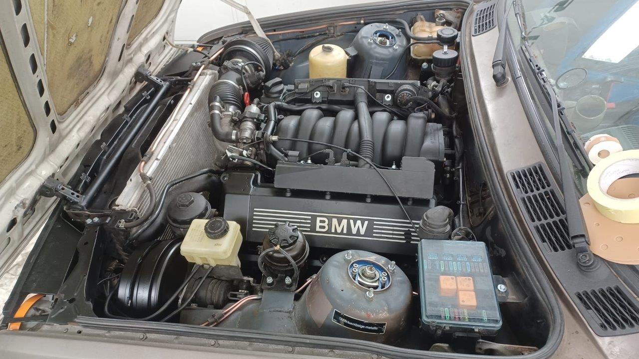 BMW-E30-4.0-V8-Pandem-nr-03-107