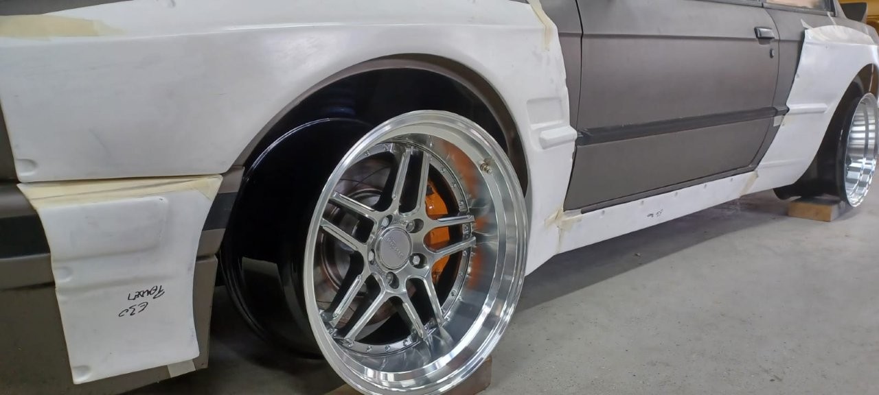 BMW-E30-4.0-V8-Pandem-nr-03-119
