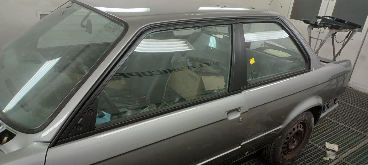 BMW-E30-M-Tech-II-nr-04-116