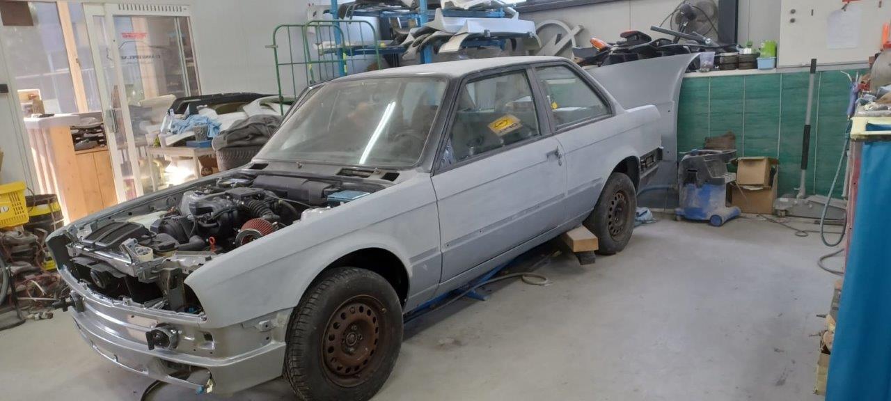 BMW-E30-M-Tech-II-nr-04-123