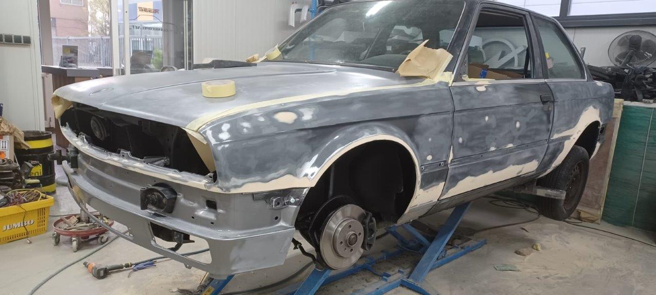 BMW-E30-M-Tech-II-nr-04-124