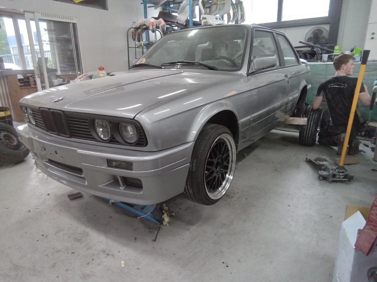 BMW-E30-M-Tech-II-nr-04-162
