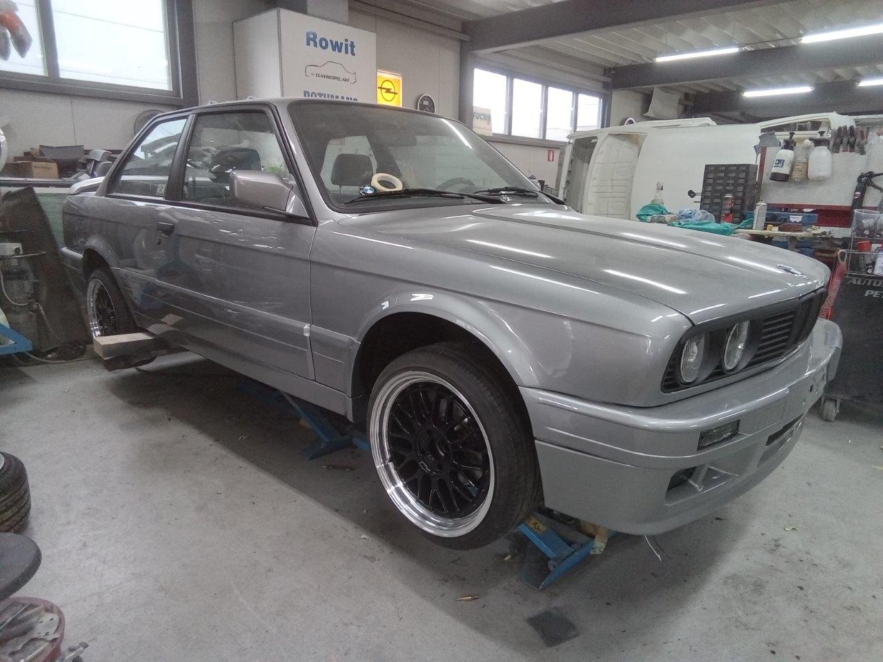 BMW-E30-M-Tech-II-nr-04-163