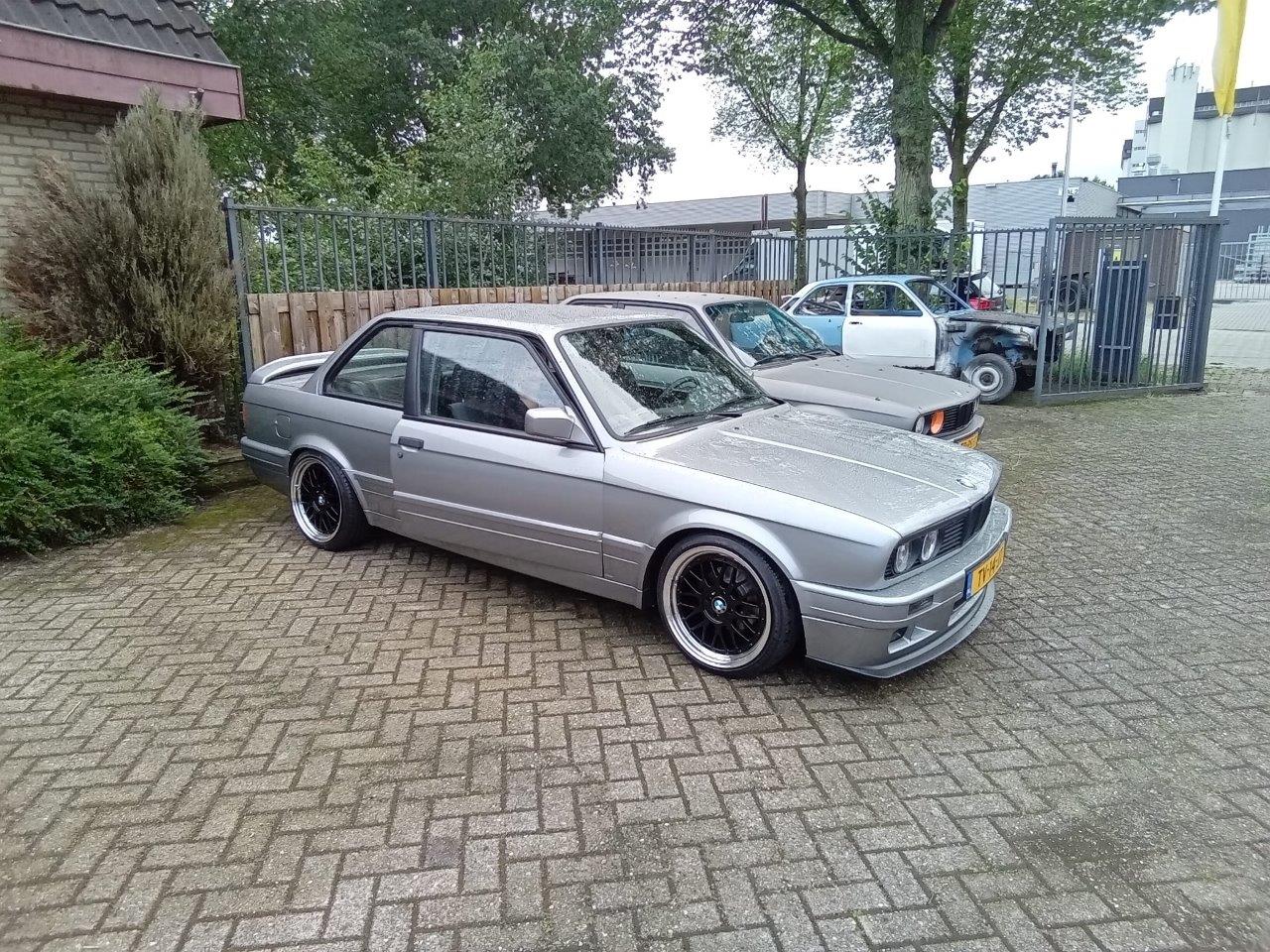 BMW-E30-M-Tech-II-nr-04-168