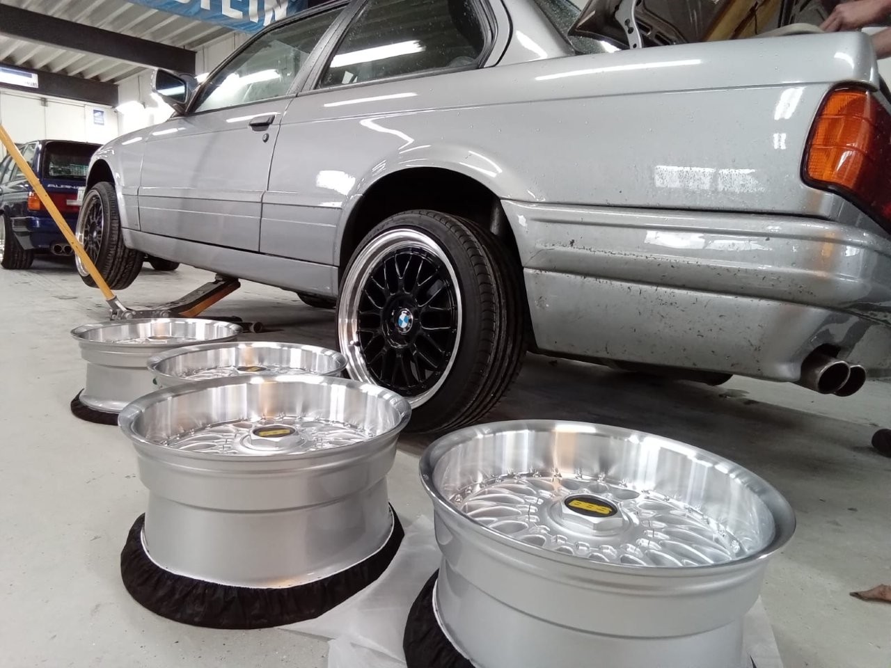 BMW-E30-M-Tech-II-nr-04-169
