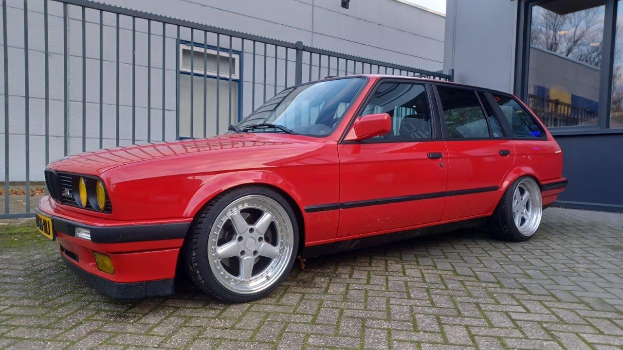 BMW-E30-318iS-Touring-AC-Schnitzer-Tribute-nr-01-107