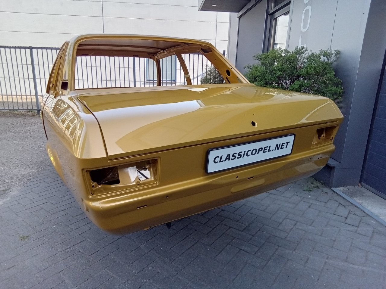 Opel-Ascona-A-nr-08-389