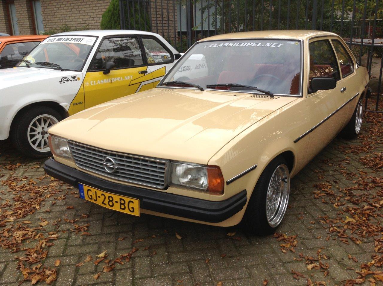 Opel Ascona B 04 (218)