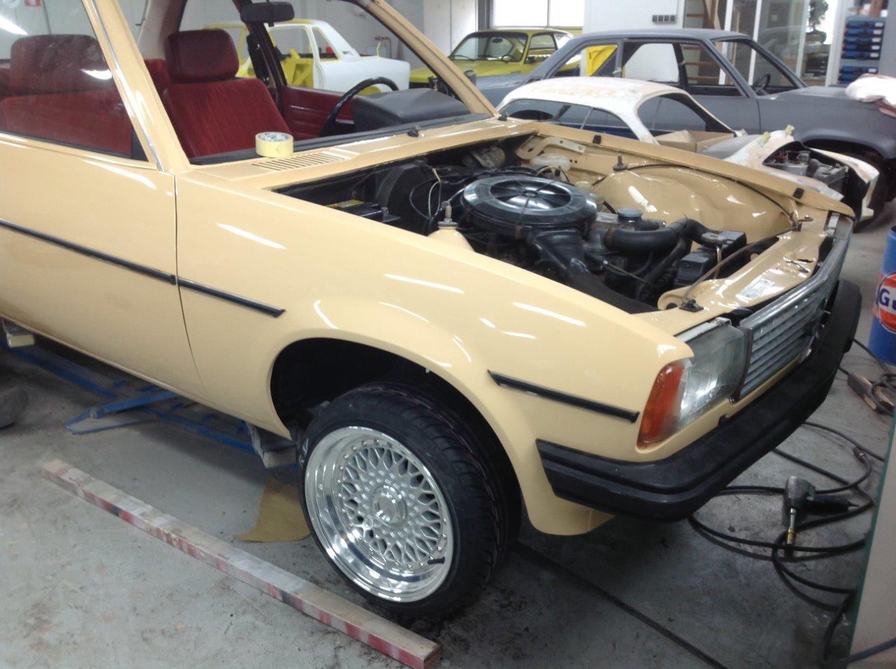 Opel Ascona B 04 (227)