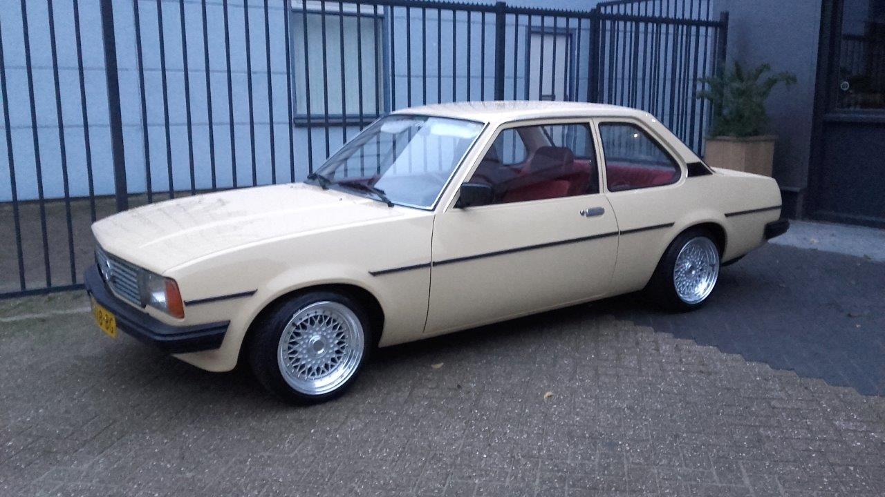 Opel Ascona B 04 (237)