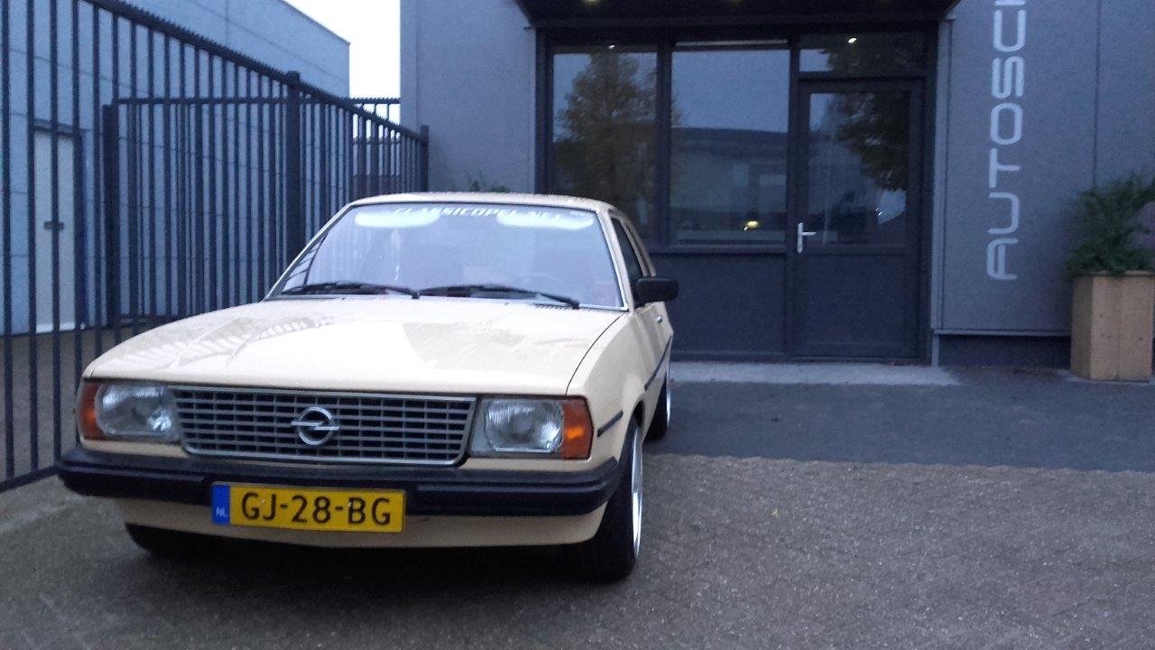 Opel Ascona B 04 (239)