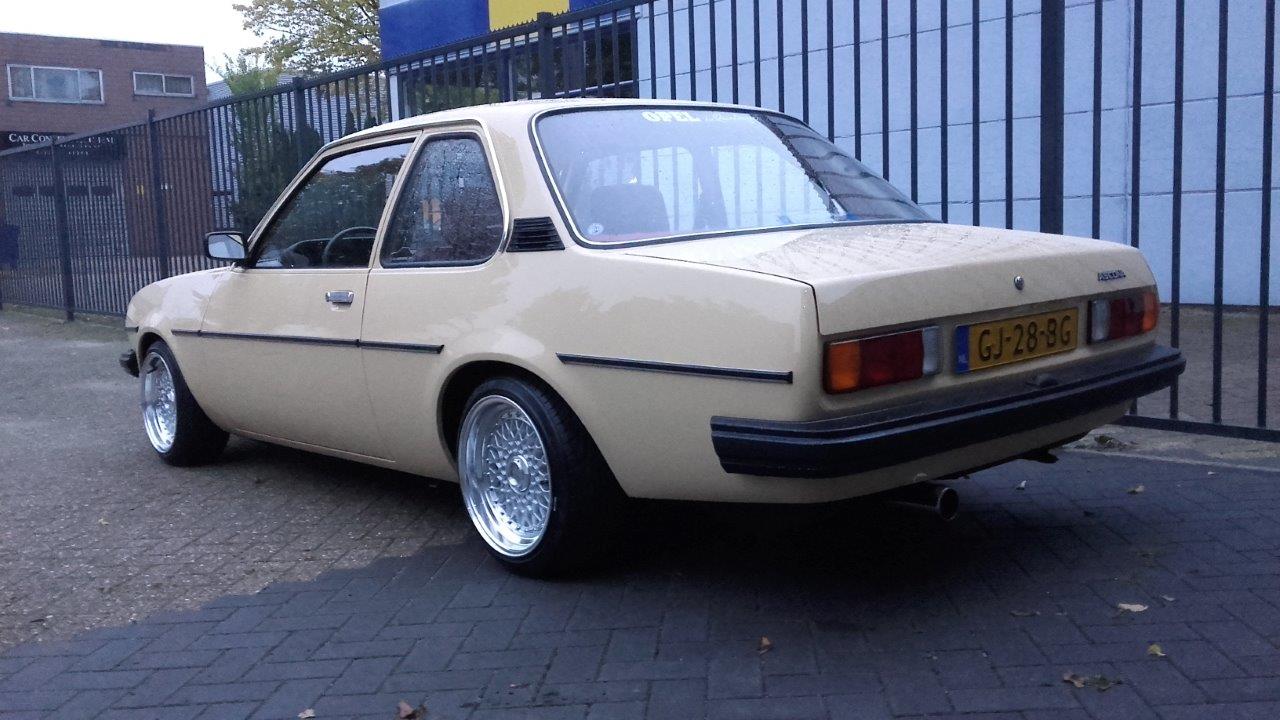 Opel Ascona B 04 (243)