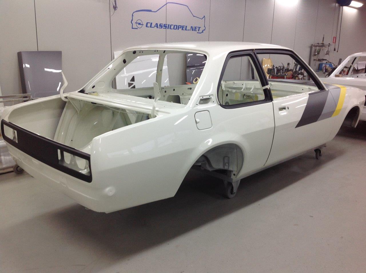 Opel Ascona B 400 R 17 smal (270)