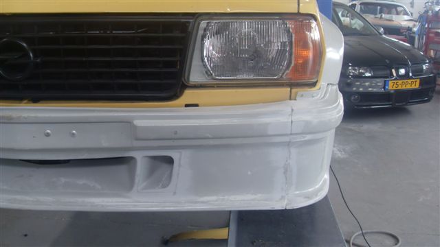 Ascona B 400