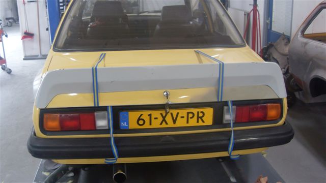 Ascona B 400