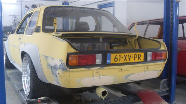 Ascona B 400