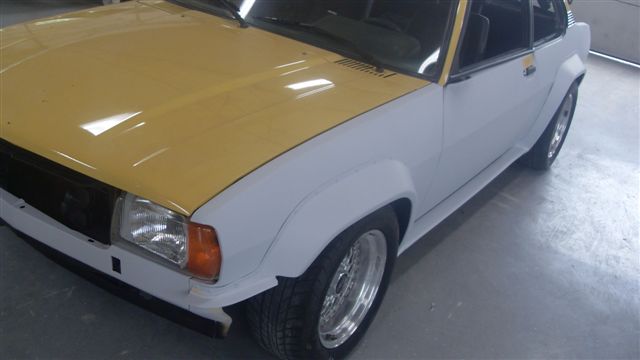 Ascona B 400