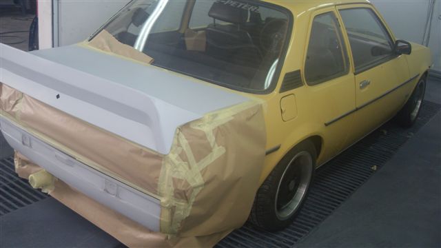 Ascona B 400
