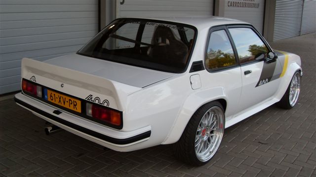 Ascona B 400