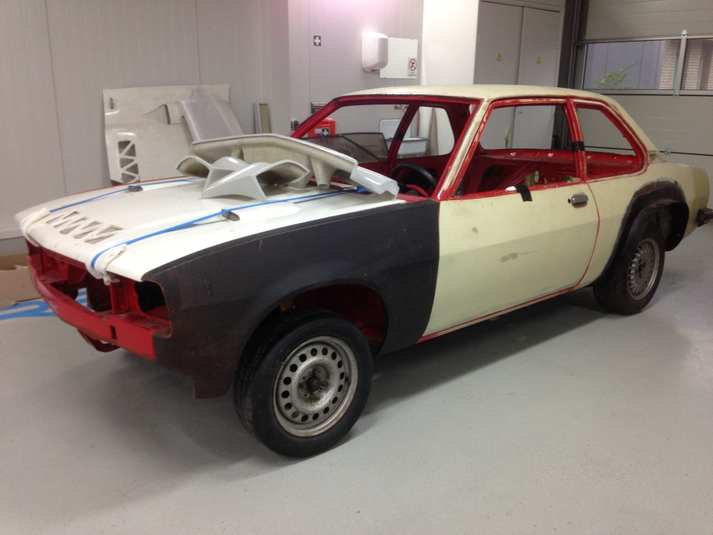 Opel Ascona B 400 R15 (101)