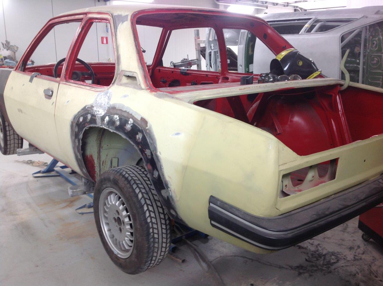 Opel Ascona B 400 R15 (115)