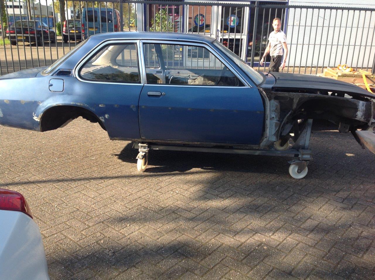 Opel Ascona B 400 R18 (102)