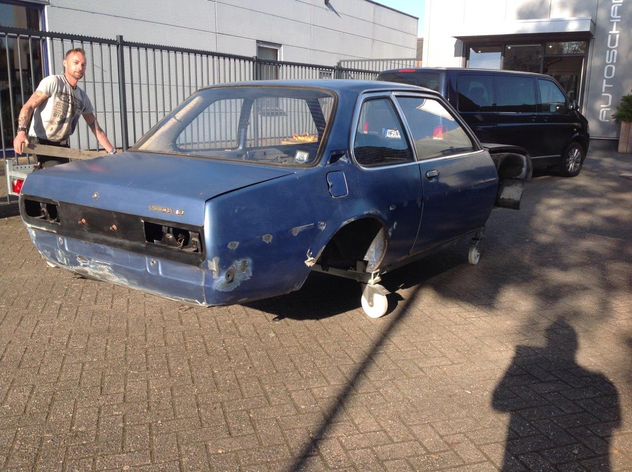 Opel Ascona B 400 R18 (103)