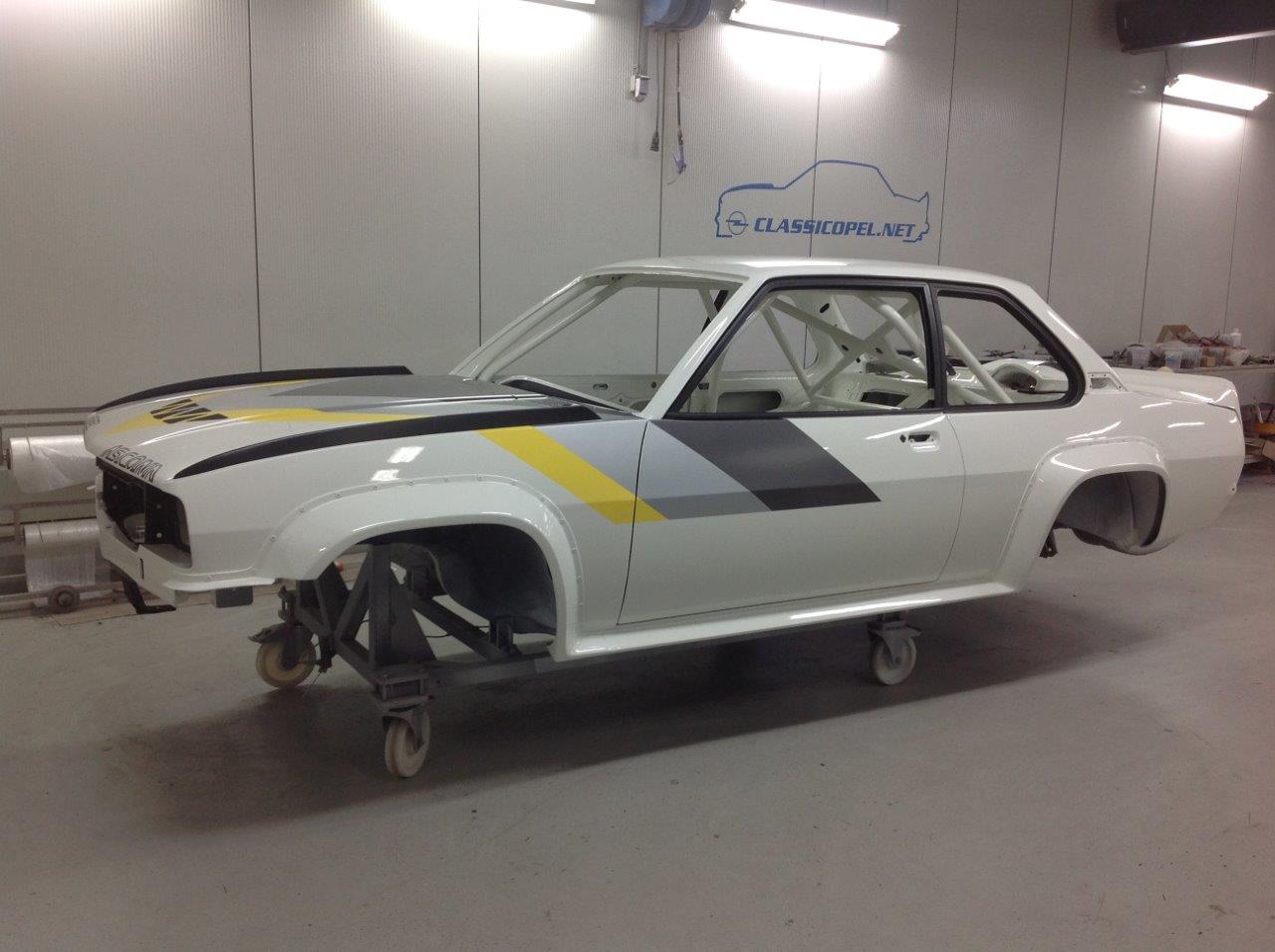 Opel Ascona B 400 R18 (246)