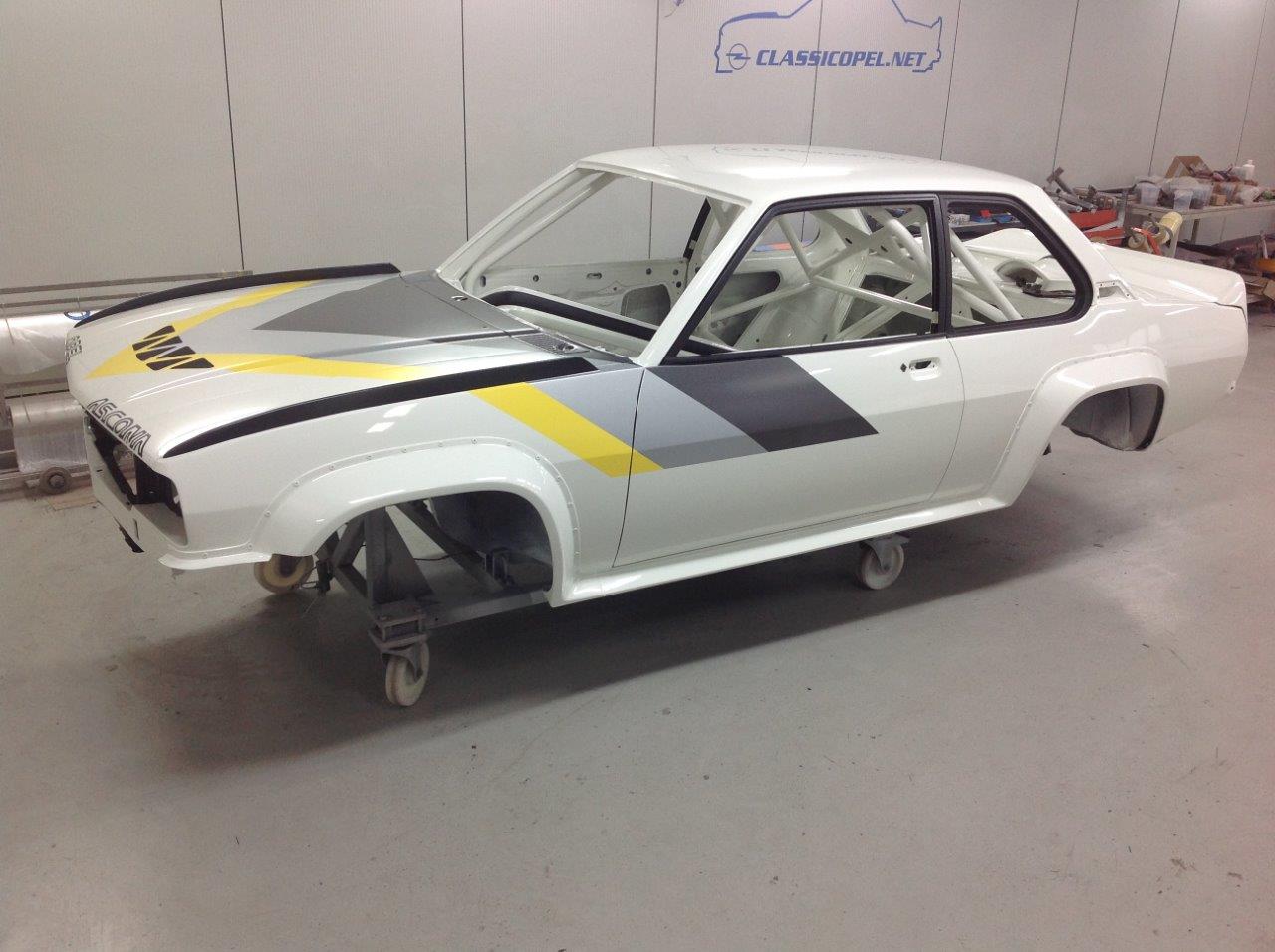 Opel Ascona B 400 R18 (247)