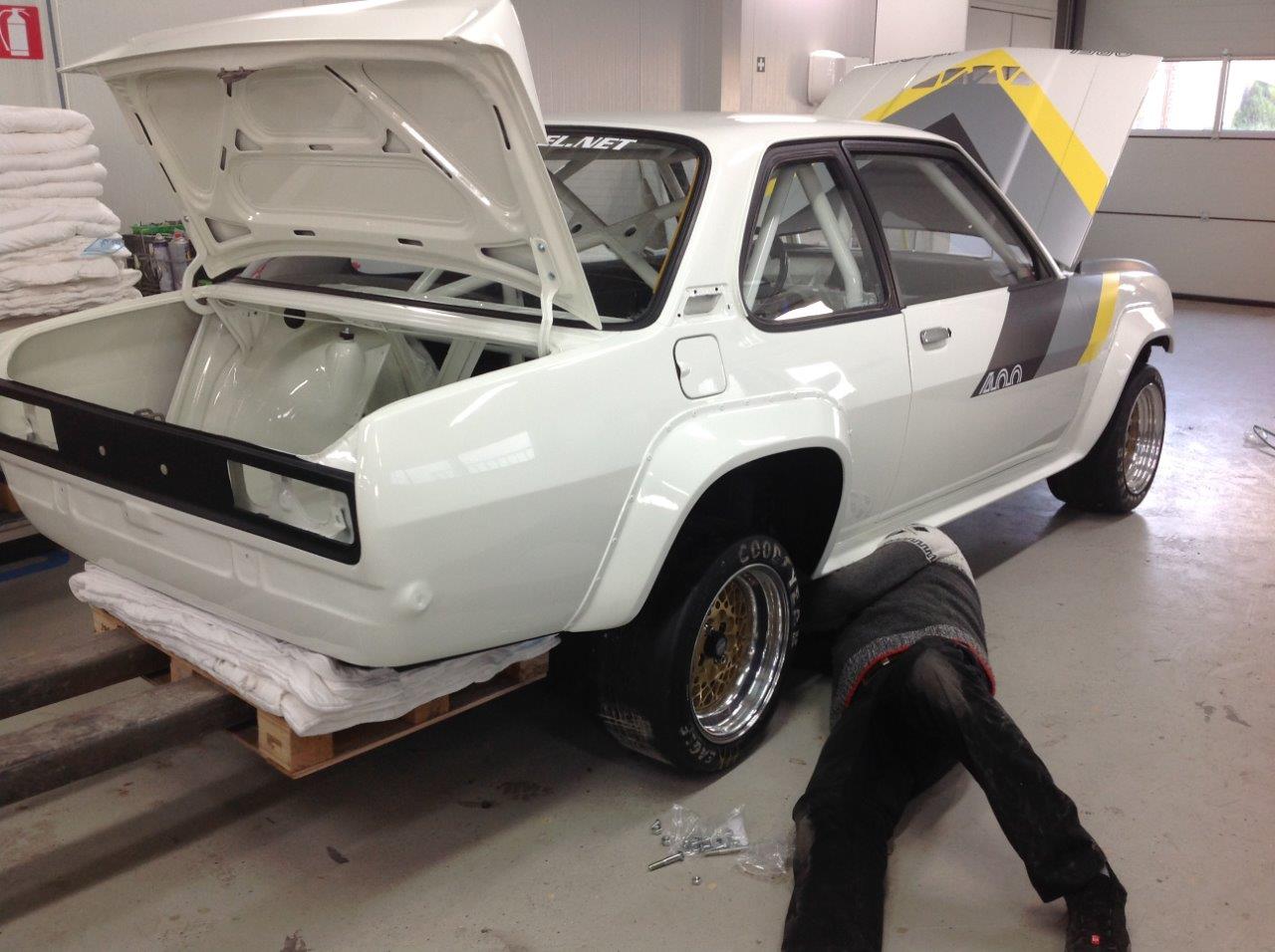 Opel Ascona B 400 R18 (305)