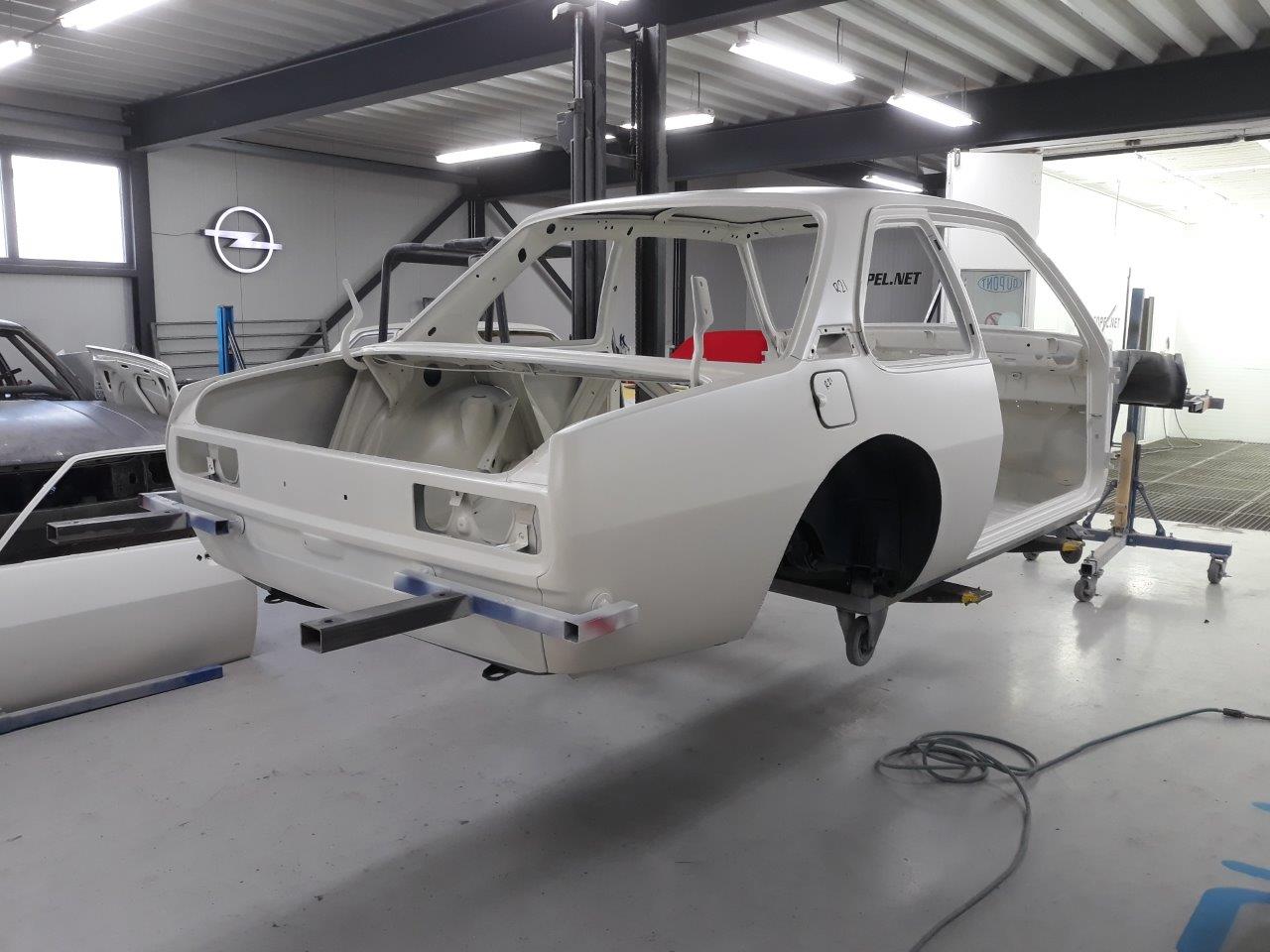 Opel-Ascona-B-400-R21-207