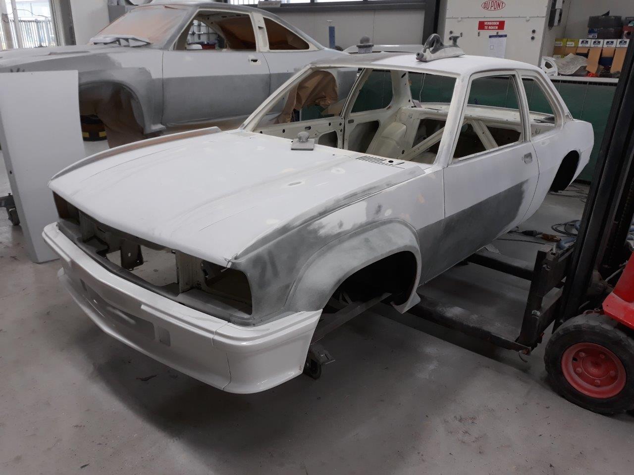 Opel-Ascona-B-400-R21-213-135