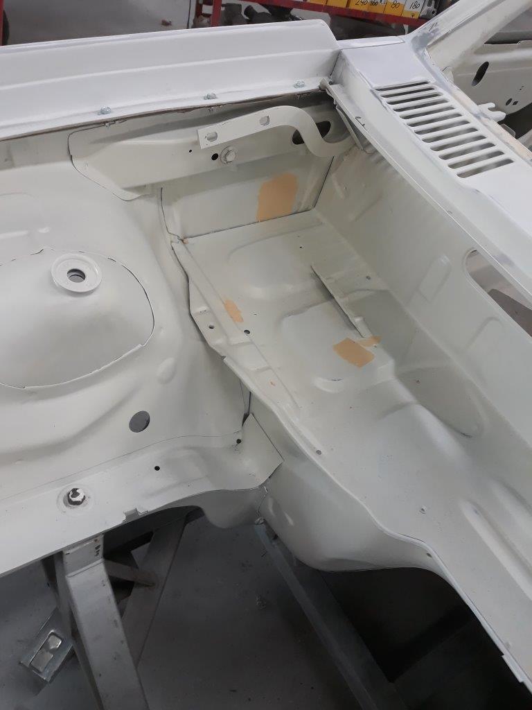 Opel-Ascona-B-400-R21-213-154