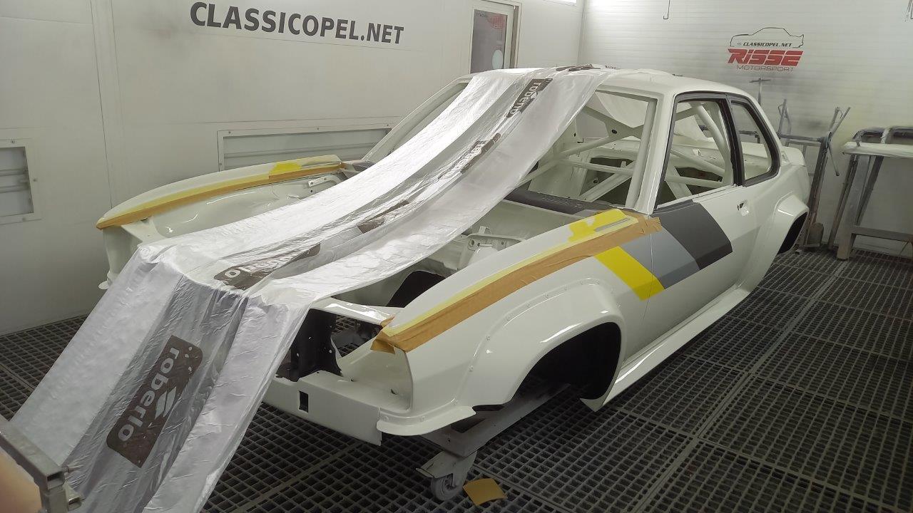 Opel-Ascona-B-400-R22-121-145