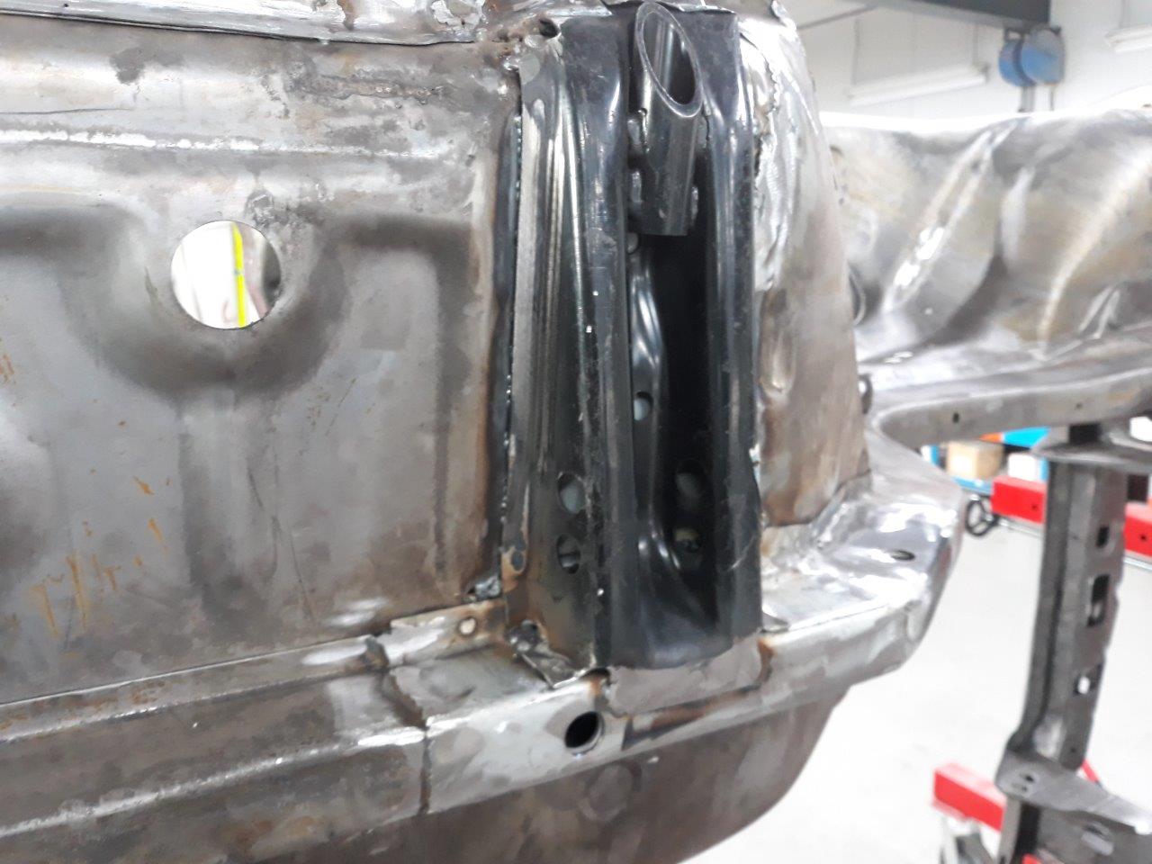 Opel-Ascona-B400-R20-156-135