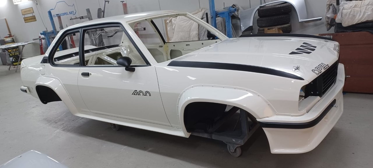 Opel-Ascona-B-400R-nr-27-385