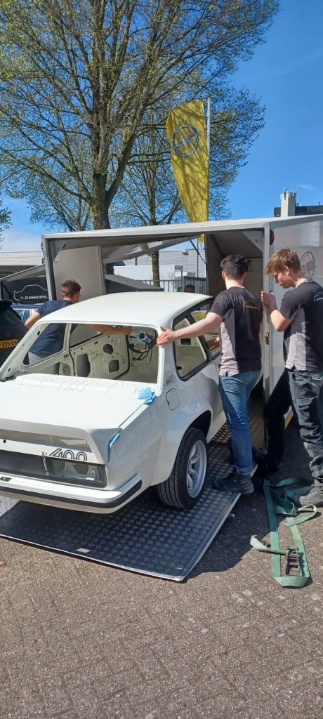 Opel-Ascona-B-400R-nr-27-399