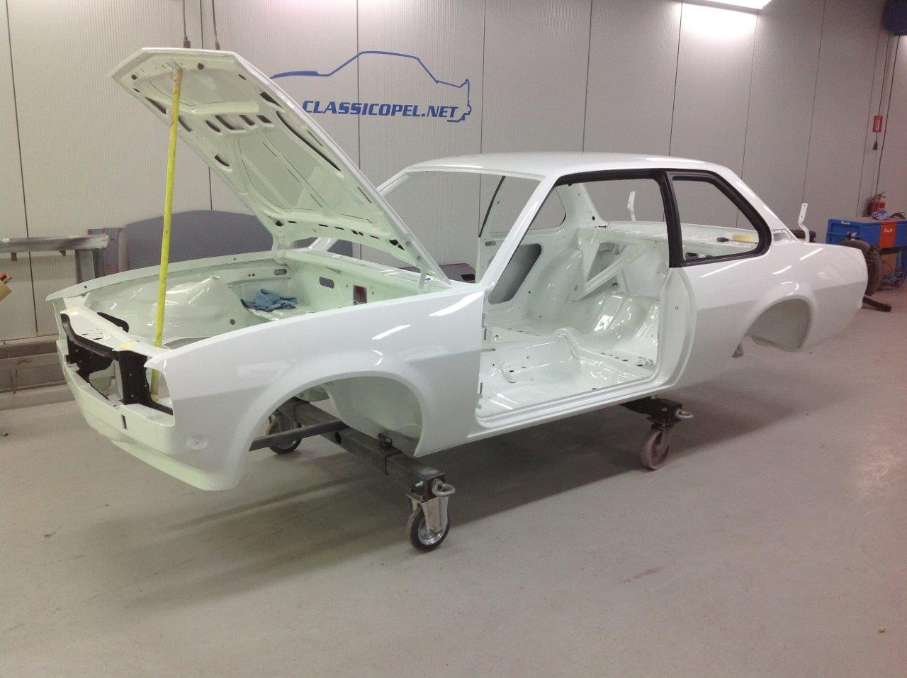 Opel Ascona B wit 03 (281)