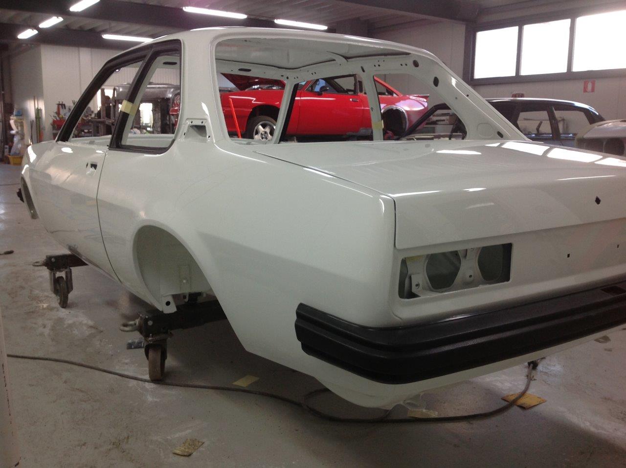 Opel Ascona B wit 03 (298)