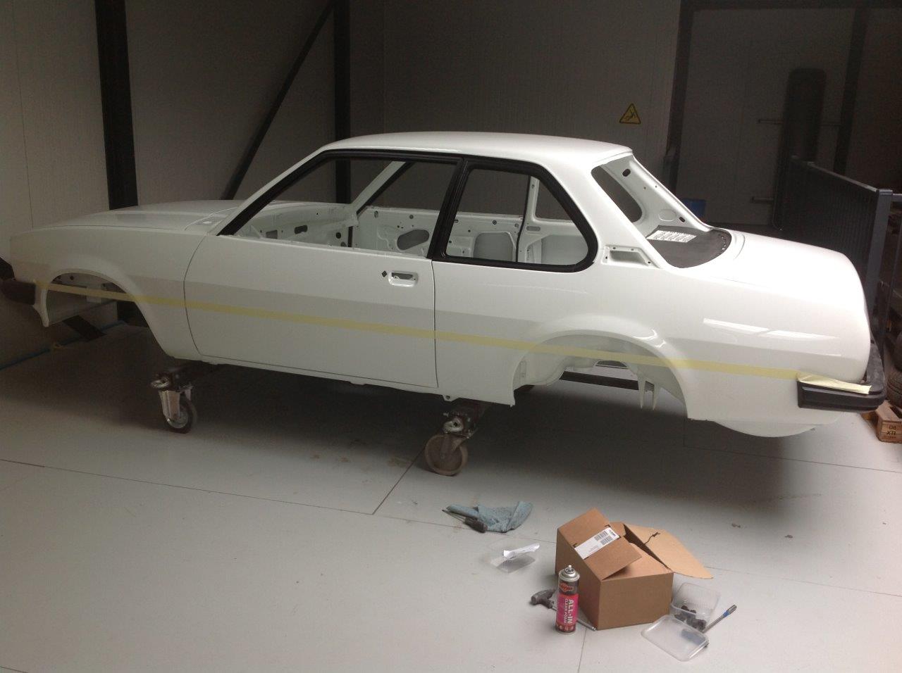 Opel Ascona B wit 03 (302)